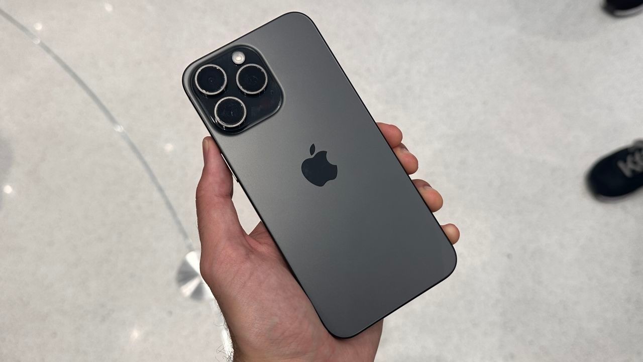 5 chiếc iPhone cũ rớt giá mạnh, đáng mua nhất ngay lúc này