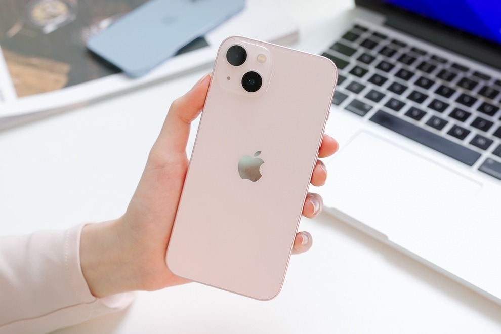 3 chiếc iPhone 