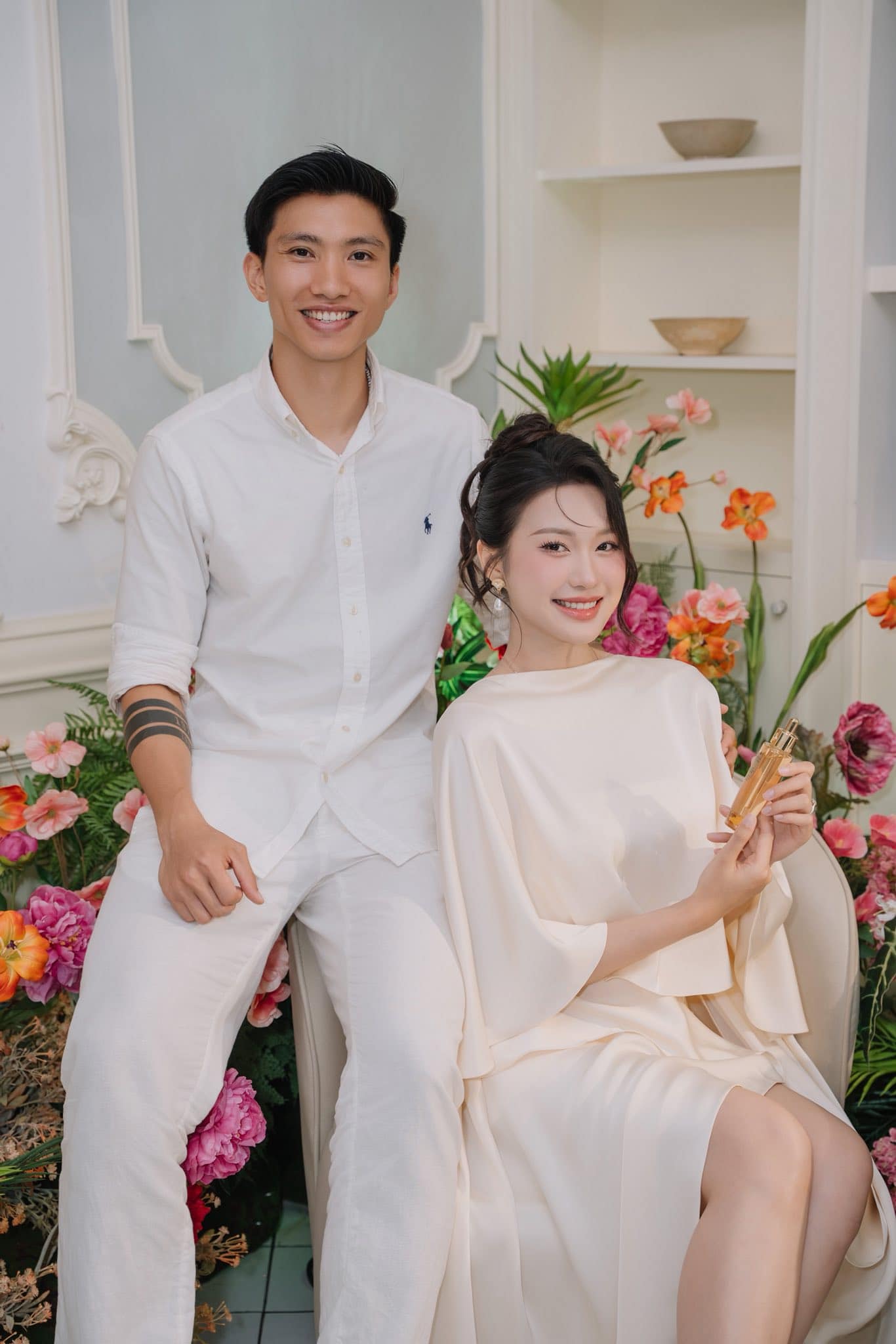 Văn Hậu và Hải My vẫn có cuộc sống hạnh phúc dù nhiều sóng gió (Ảnh: FBNV)