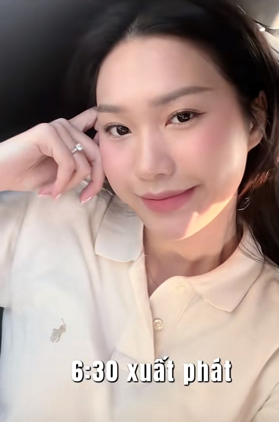 Một ngày của Hải My bắt đầu bằng việc 6h30 xuất phát đi học