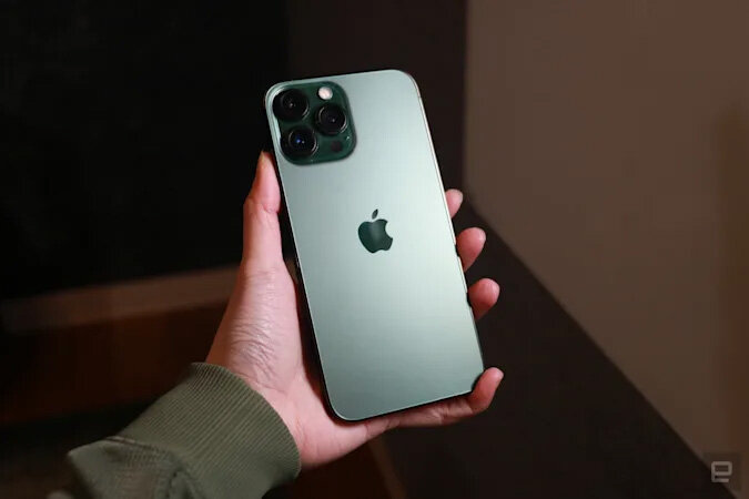 4 chiếc iPhone cũ giá rẻ, hiệu năng mượt, đáng mua nhất năm 2026