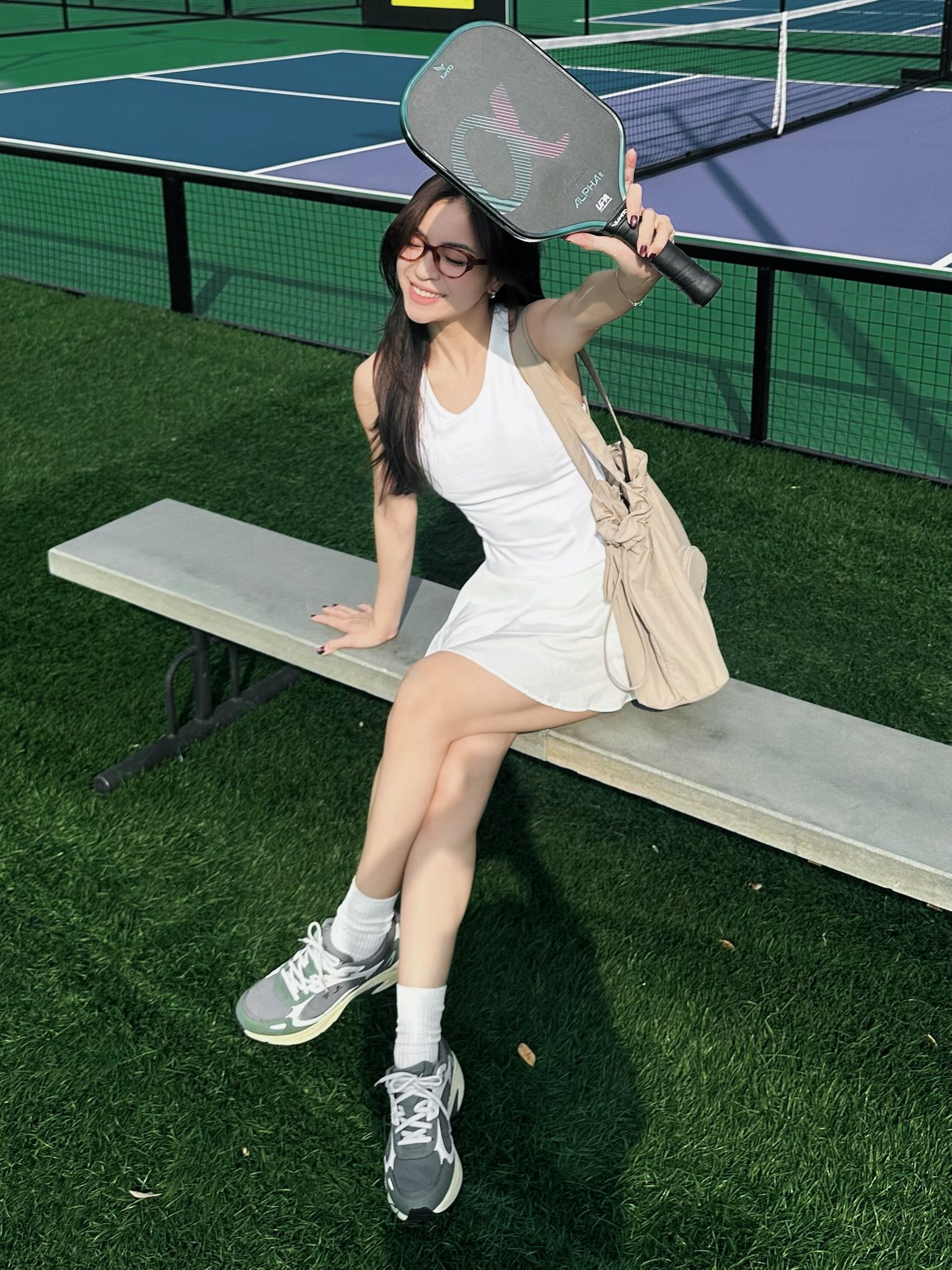 Loạt khoảnh khắc gây sốt của Nhật Lê trên sân pickleball