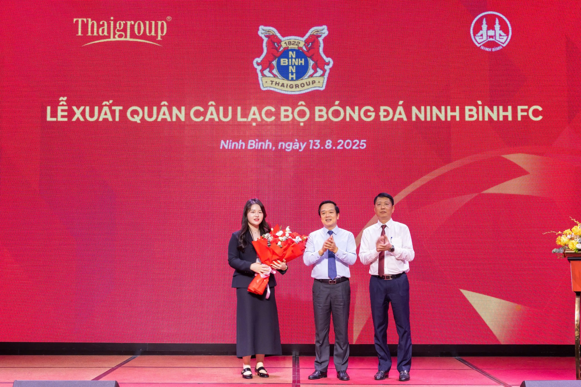 Ái nữ bầu Thụy tiếp quản đội bóng từ đầu mùa giải