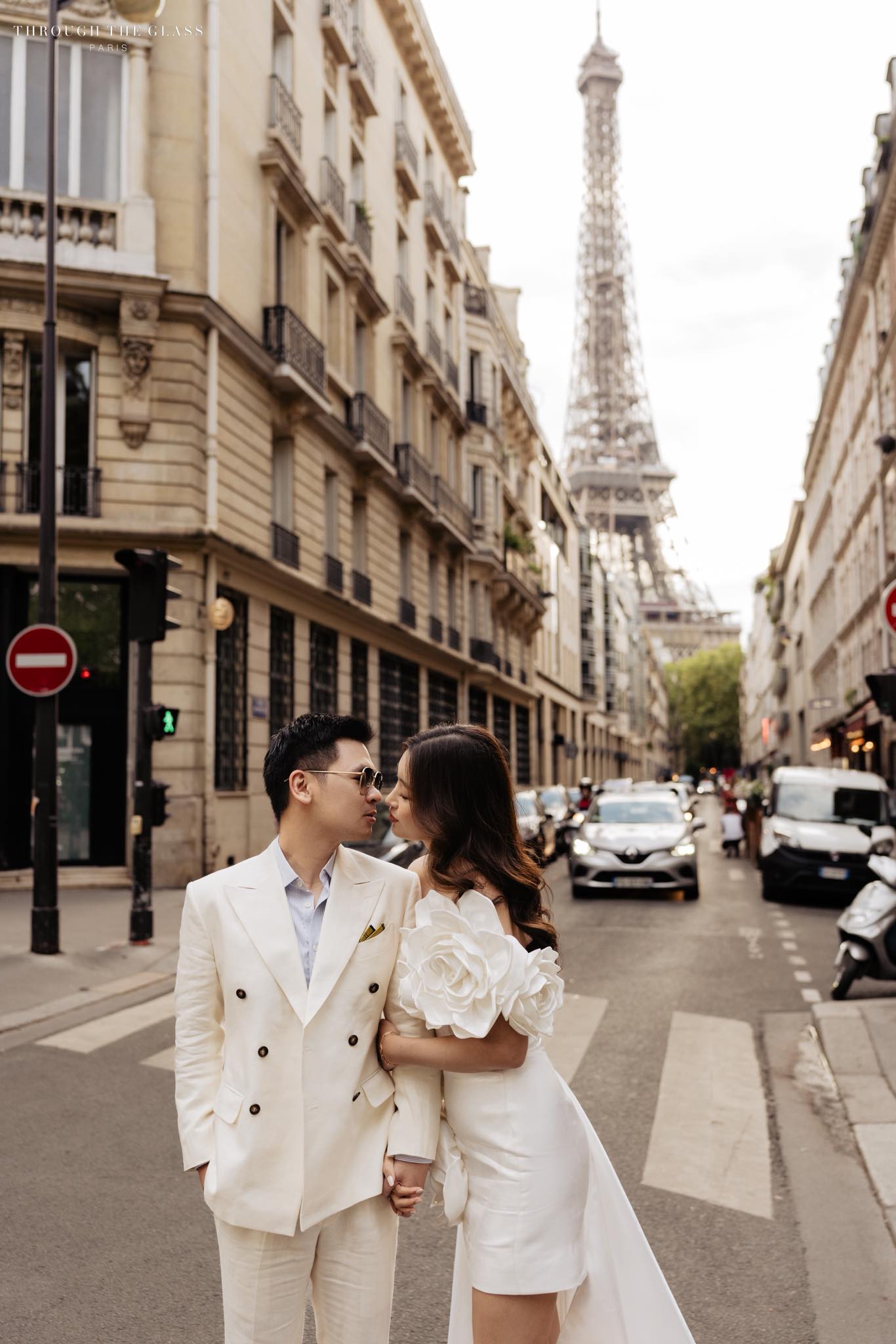 Vợ chồng chủ tịch Hà Nội FC đã có một bé gái đầu lòng