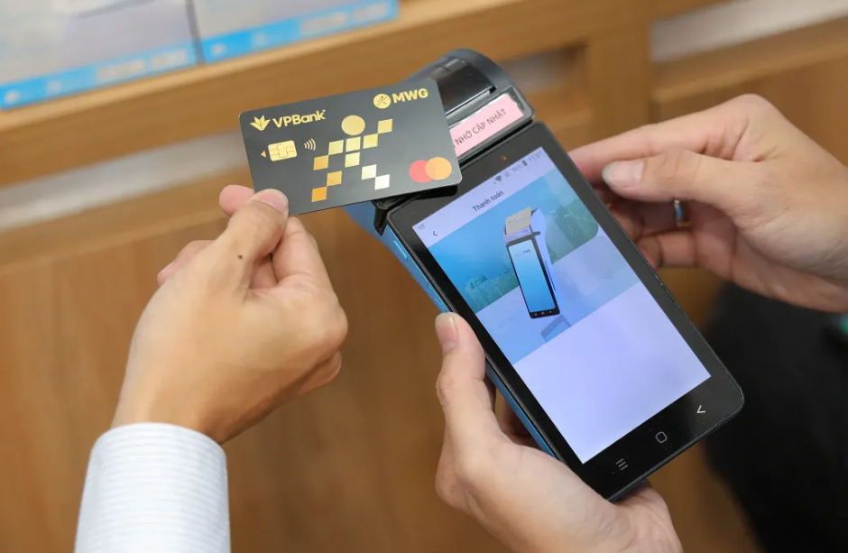 Thẻ tín dụng VPBank MWG Mastercard Credit
