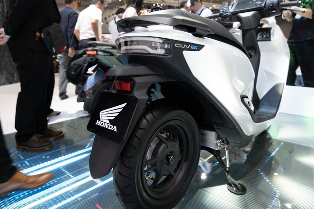 Chi tiết 2 mẫu xe máy điện mới của Honda