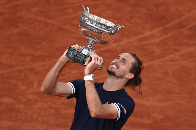 Alexander Zverev hạnh phúc với chức vô địch Roland Garros 2026 (Ảnh: Reuters)
