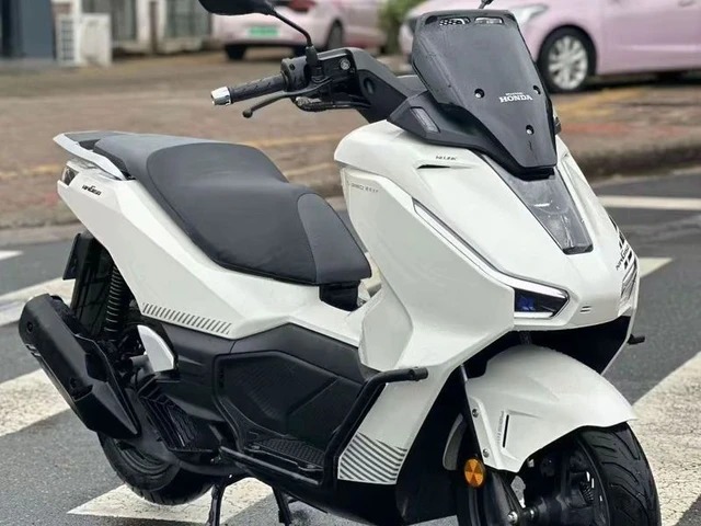 Honda trình làng xe tay ga mới, ngoại hình thể thao, nhiều trang bị xịn, giá từ 60 triệu đồng