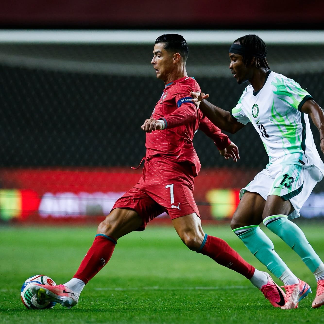 Ronaldo vẫn thi đấu đầy quyết tâm