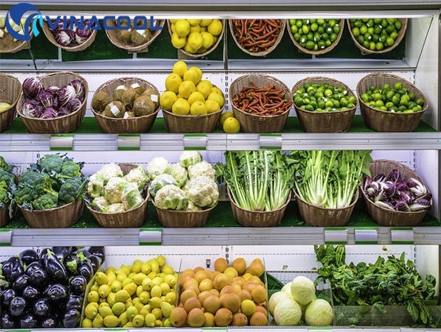 Vì sao rau mua ở chợ nhanh héo hơn rau siêu thị?