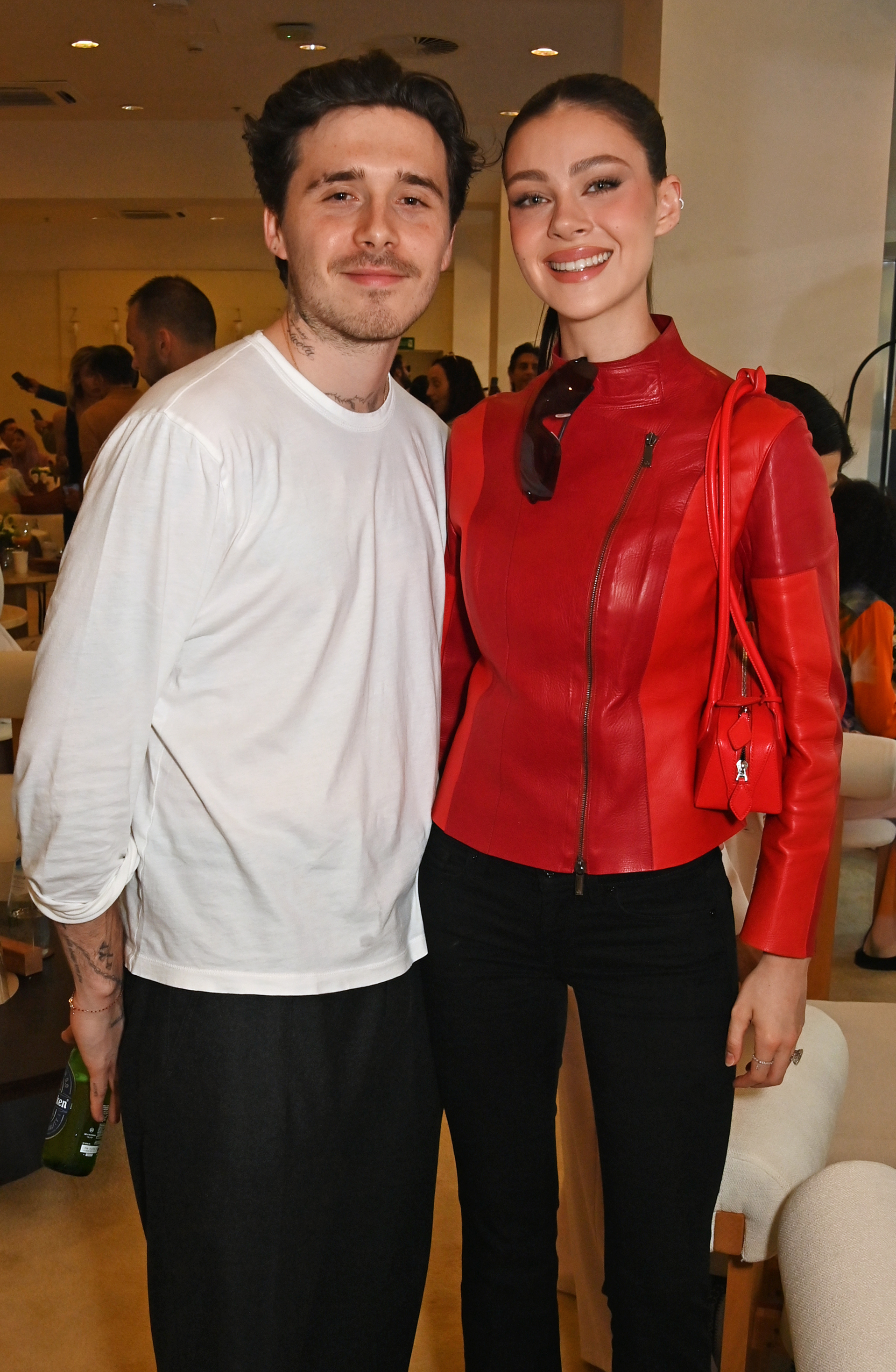 Người phát ngôn của Brooklyn và Nicola Peltz, đã lên tiếng chỉ trích Beckham và Victoria dàn dừng cho Harper (Ảnh: Getty)