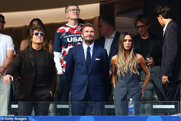 Gia đình Beckham đi xem World Cup mới đây (Ảnh: Getty)