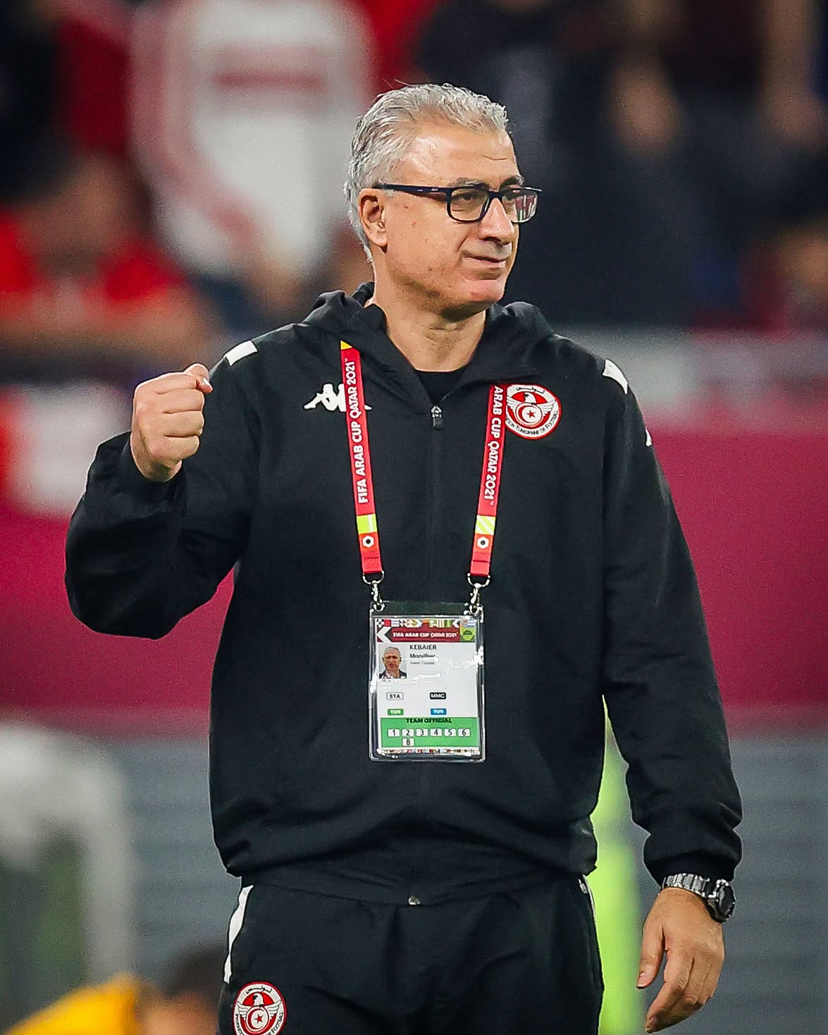 Ông Mondher Kebaier ngồi vào ghế nóng (Ảnh: BR Football)