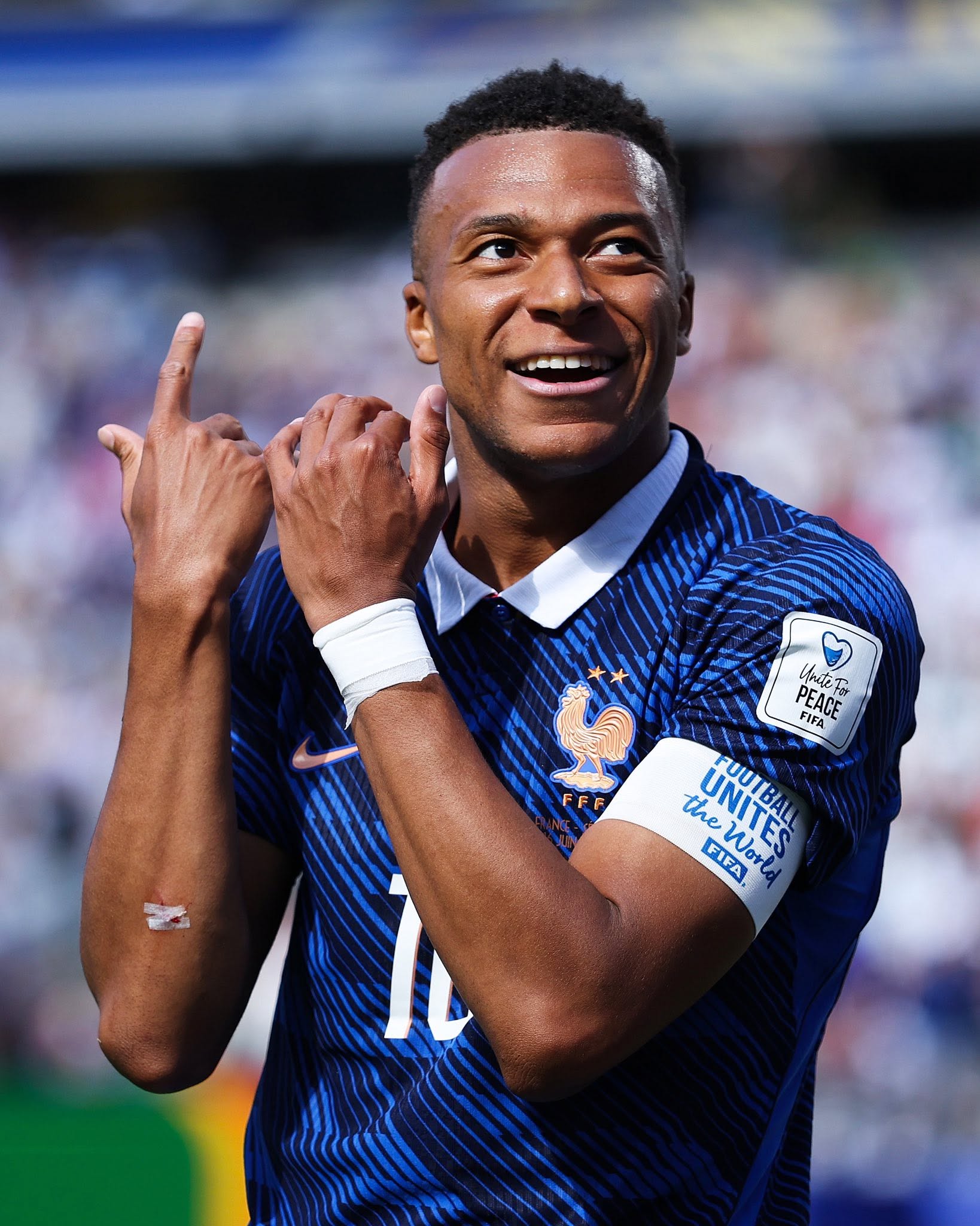 Mbappe sáng rực (Ảnh: BR Football)
