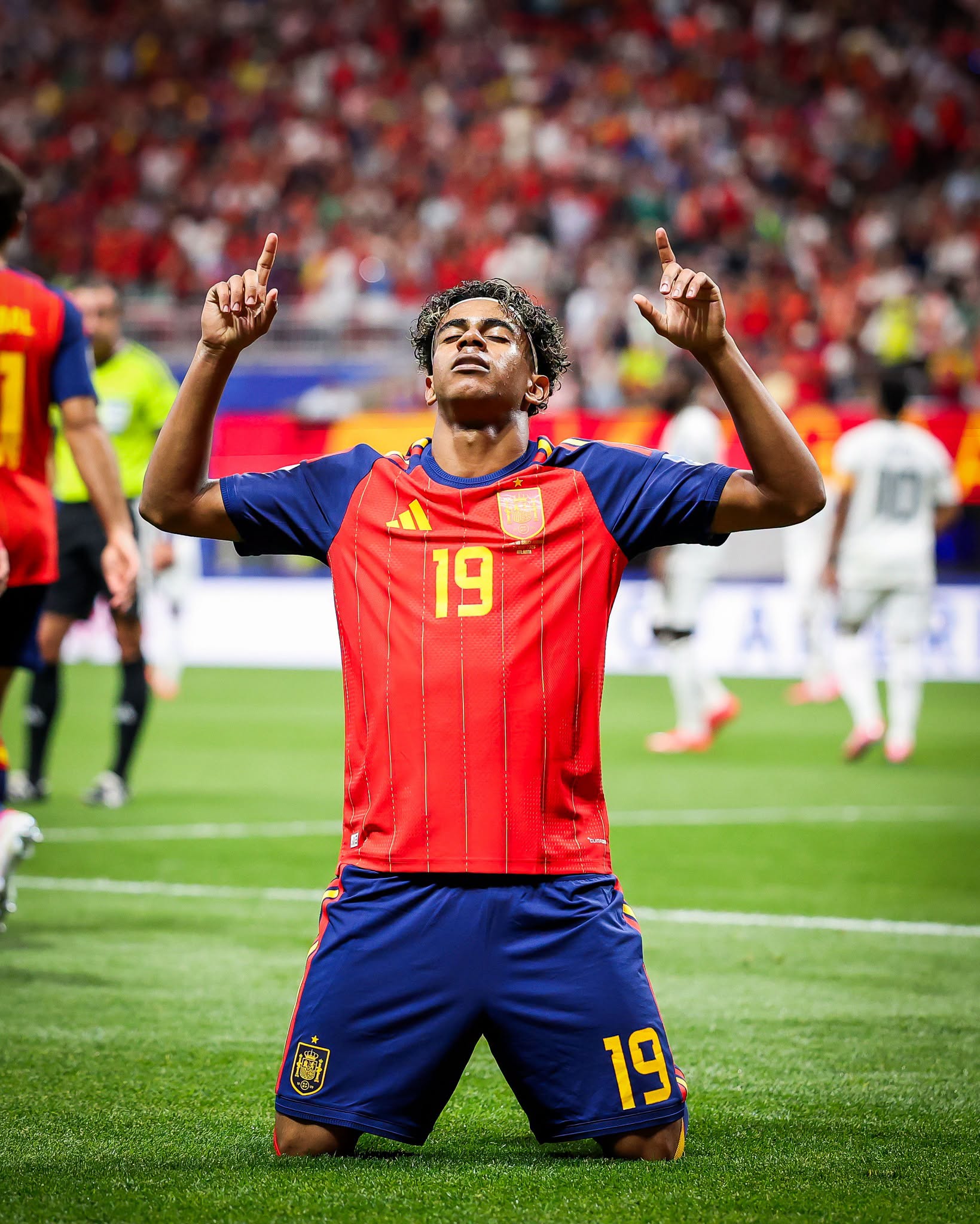 Lamine Yamal được khen hết lời với bàn thắng ở World Cup (Ảnh: BR Football)
