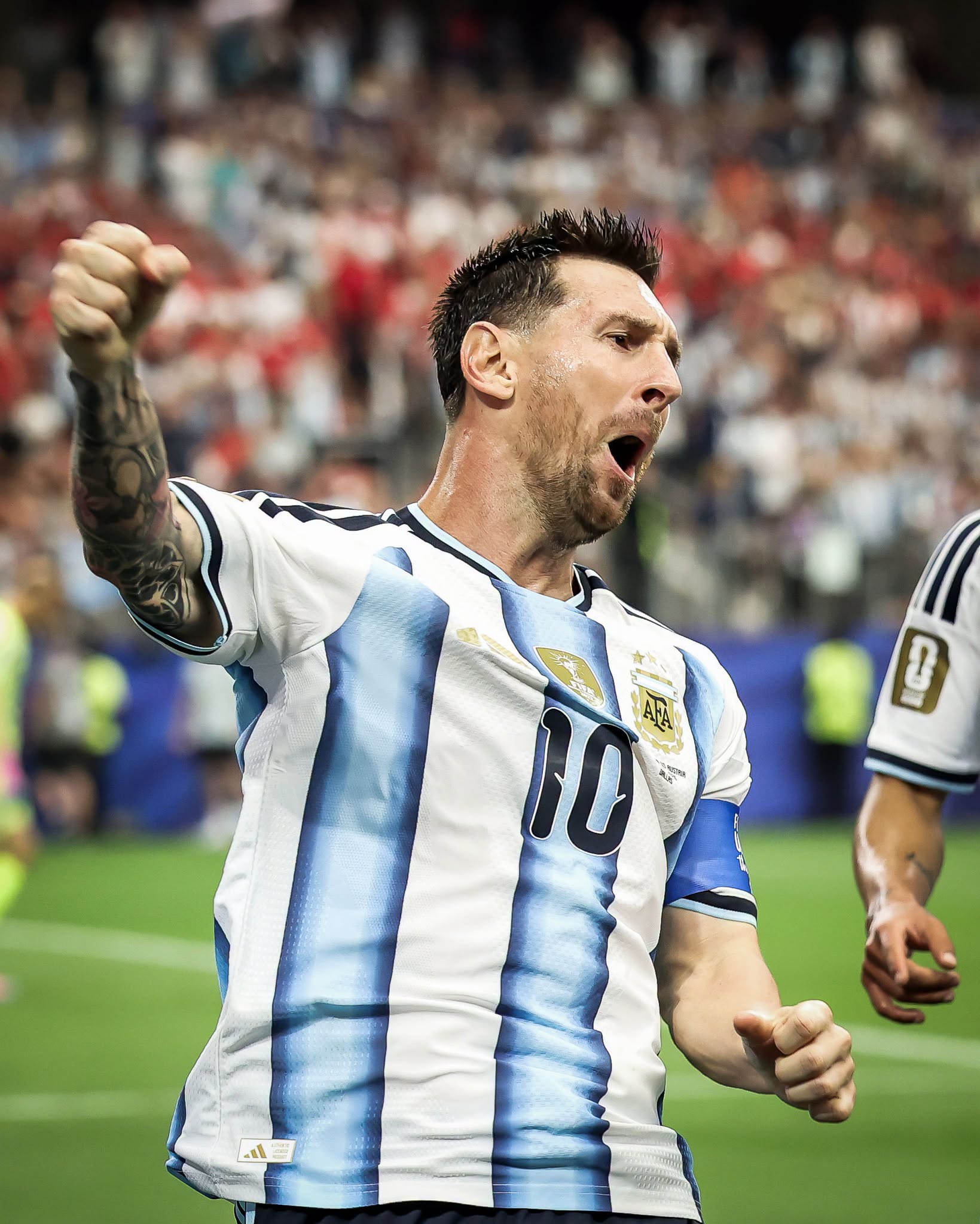 Messi ghi bàn cực đẹp mắt (Ảnh: BR Football)