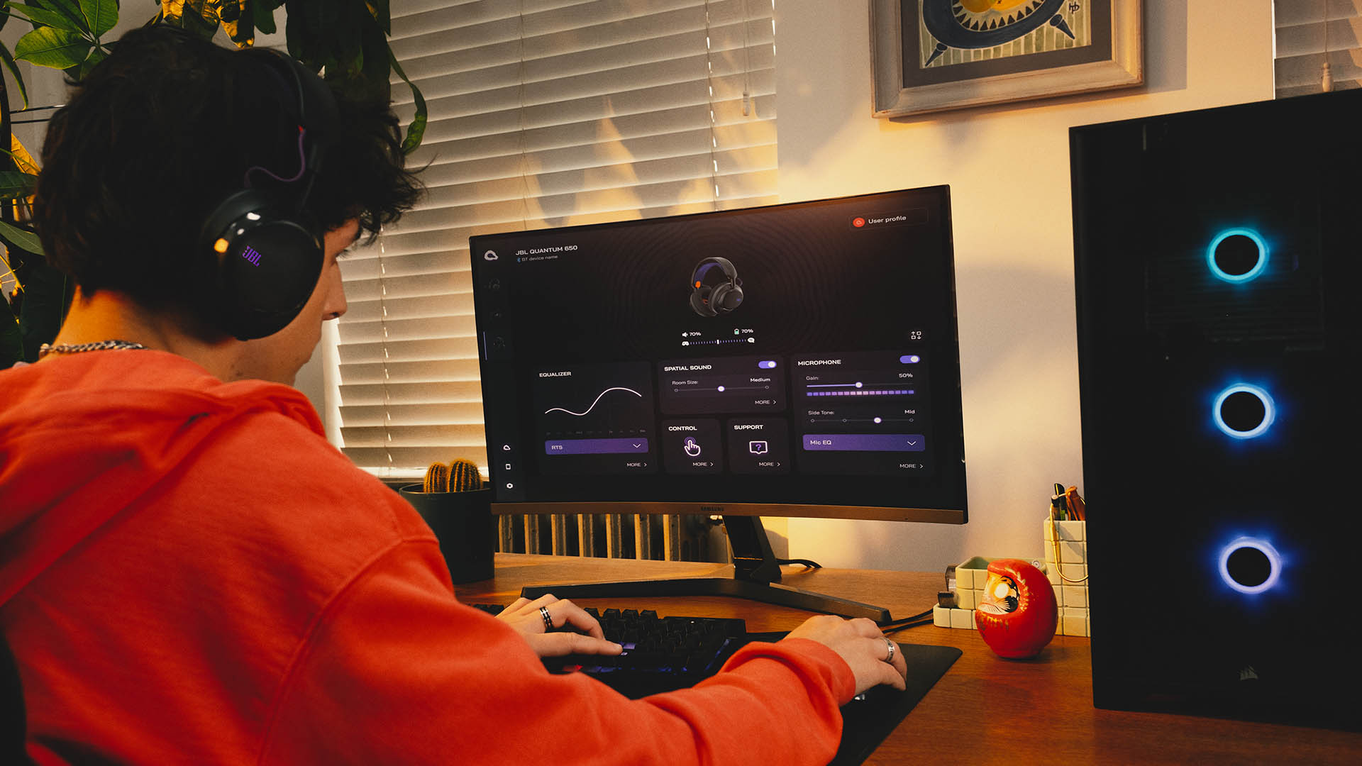 JBL ra mắt thế hệ tai nghe gaming mới: Âm thanh sống động, sở hữu tính năng pin thay nóng độc đáo