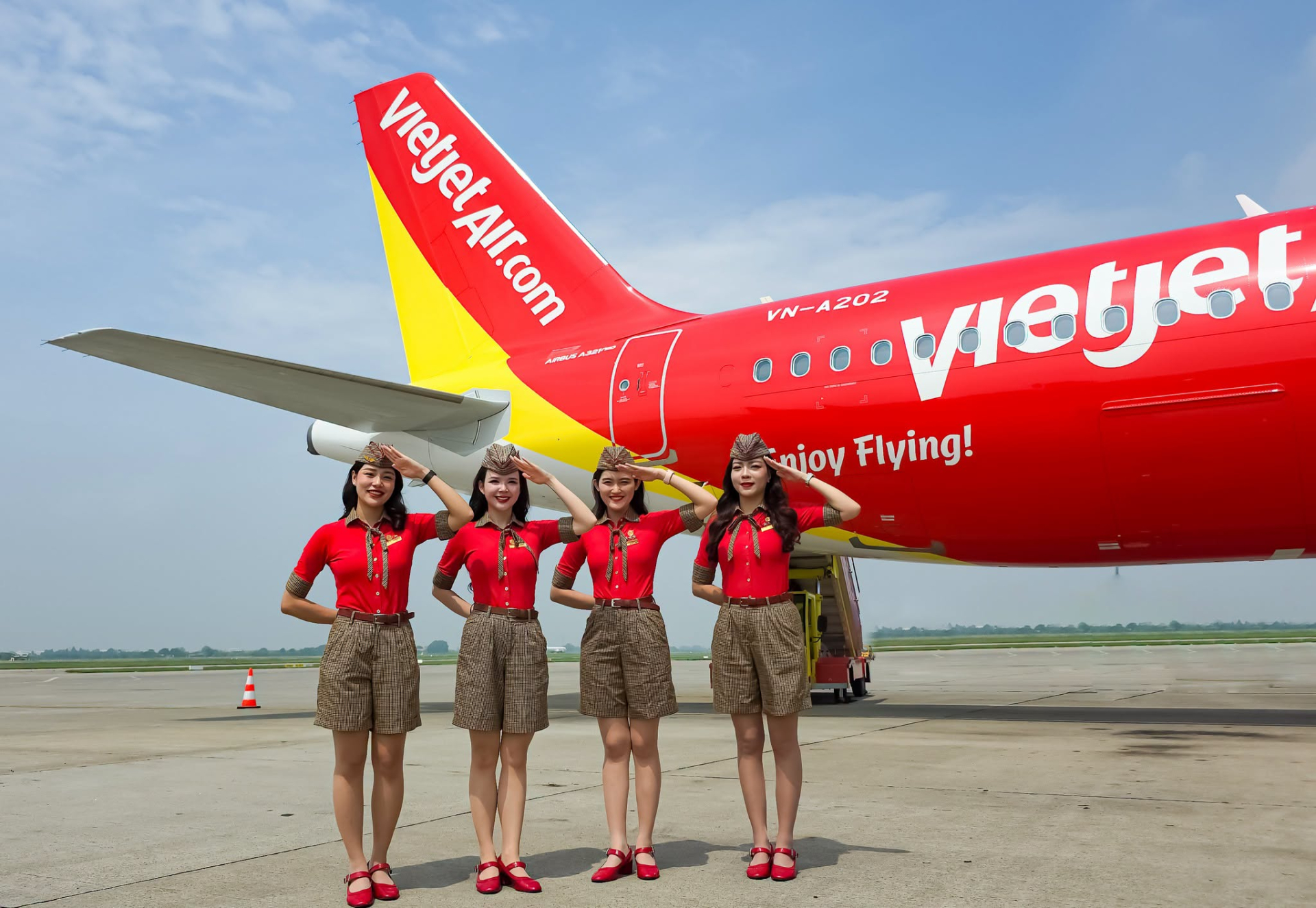 Cận cảnh tàu bay mới sức chứa 230 hành khách của Vietjet