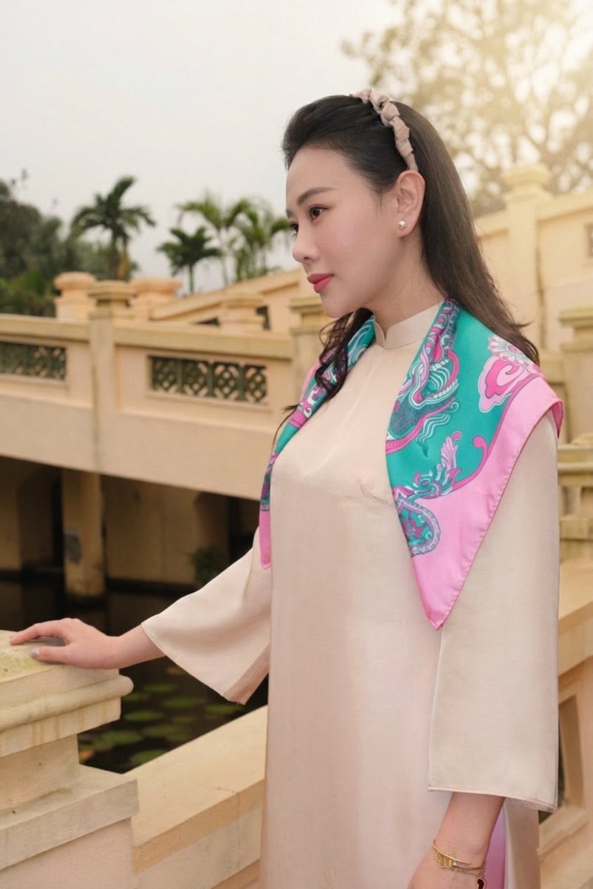 Nhiều khán giả cũng chờ đợi bà mẹ 2 con sớm trở lại với màn ảnh