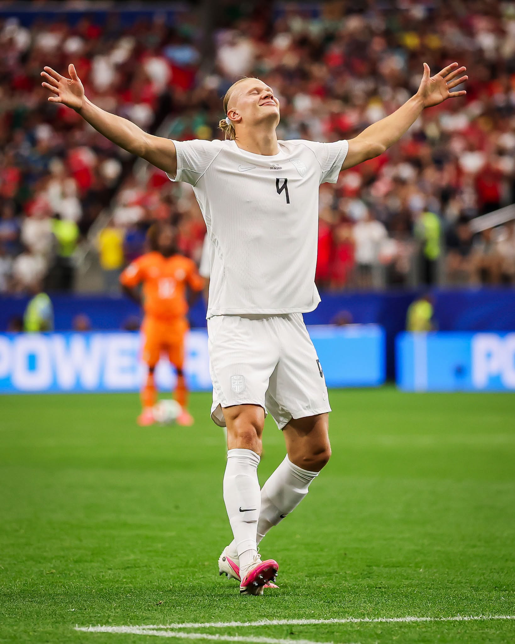Haaland lại lập công cho Na Uy (Ảnh: BR Football)