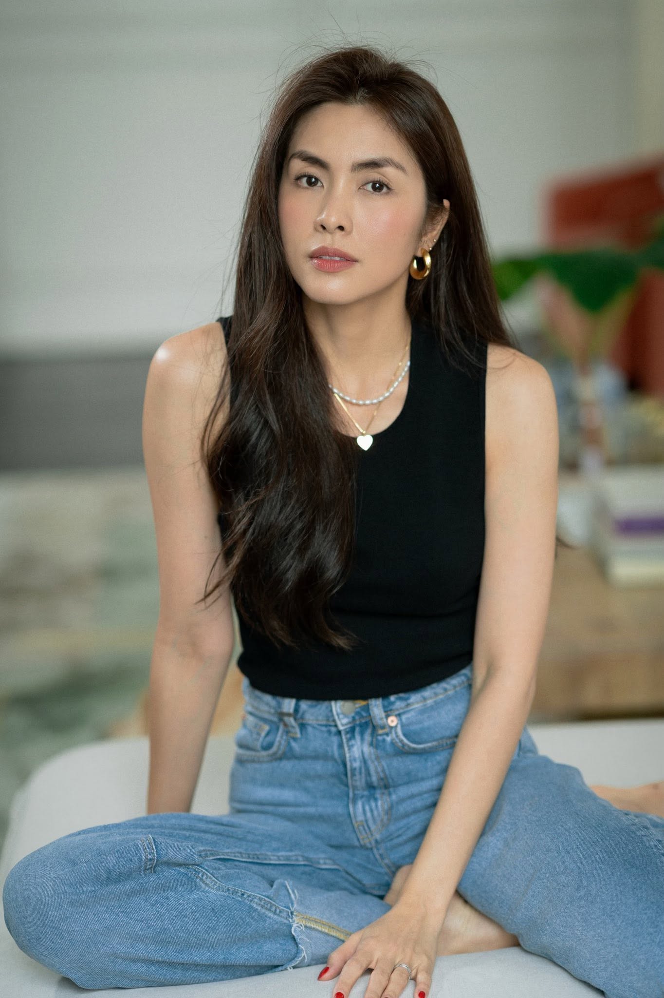 Tăng Thanh Hà trở lại với điện ảnh và tạo nên cơn sốt bàn luận trên MXH