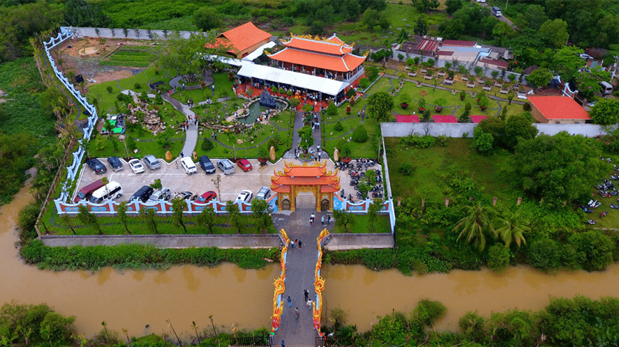 Đền thờ Tổ 100 tỷ của nghệ sĩ Hoài Linh