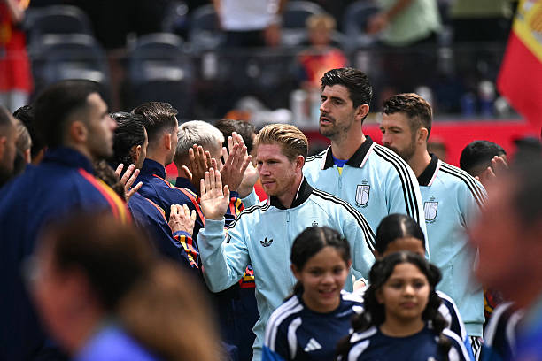 Khoảnh khắc khiến tất cả phải xôn xao của Kevin De Bruyne và thủ thành Thibaut Courtois 