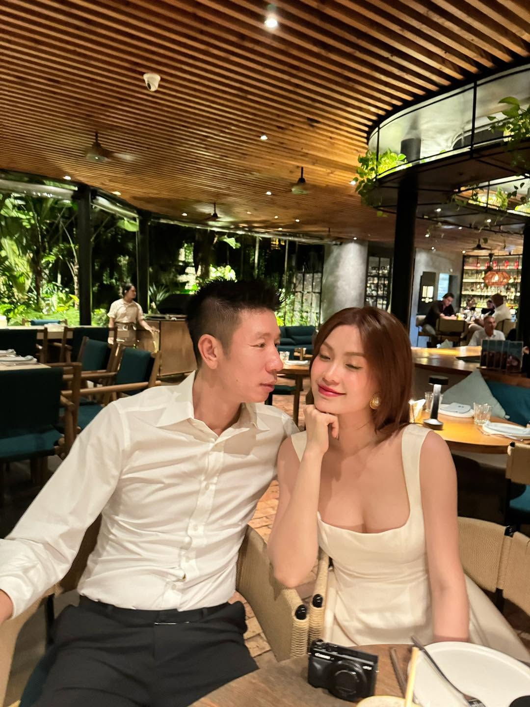 Chồng của Diễm Trang có công việc kinh doanh tại Ba Lan