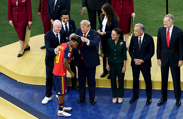 Cầu thủ 19 tuổi nhận HCV World Cup
