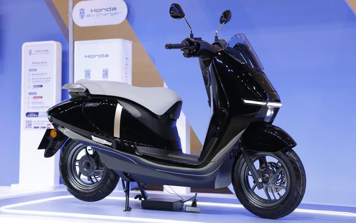 Honda đưa dây chuyền xe máy điện mới về một địa phương tại Việt Nam