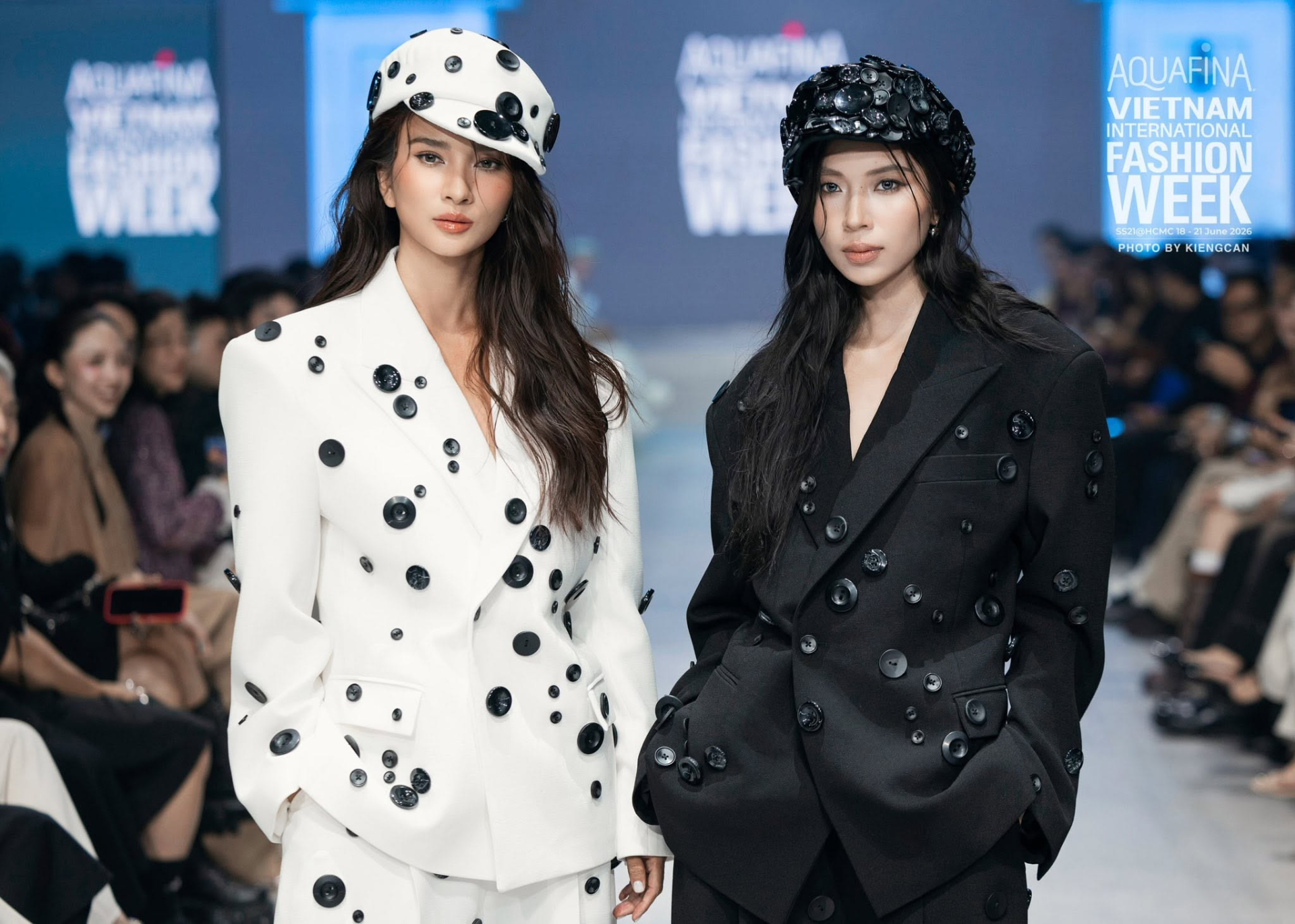 Kim Tuyến trong hình ảnh high fashion, tự tin catwalk đôi cùng Đồng Ánh Quỳnh