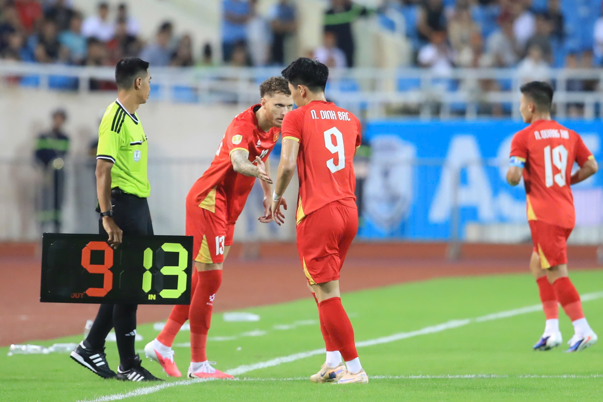 Đình Bắc bị thay ra sớm (Ảnh: HĐ)