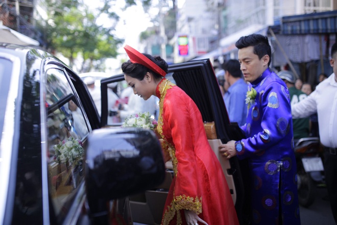 Đám cưới của nam ca sĩ và Yến Phương tốn không ít giấy mực truyền thông