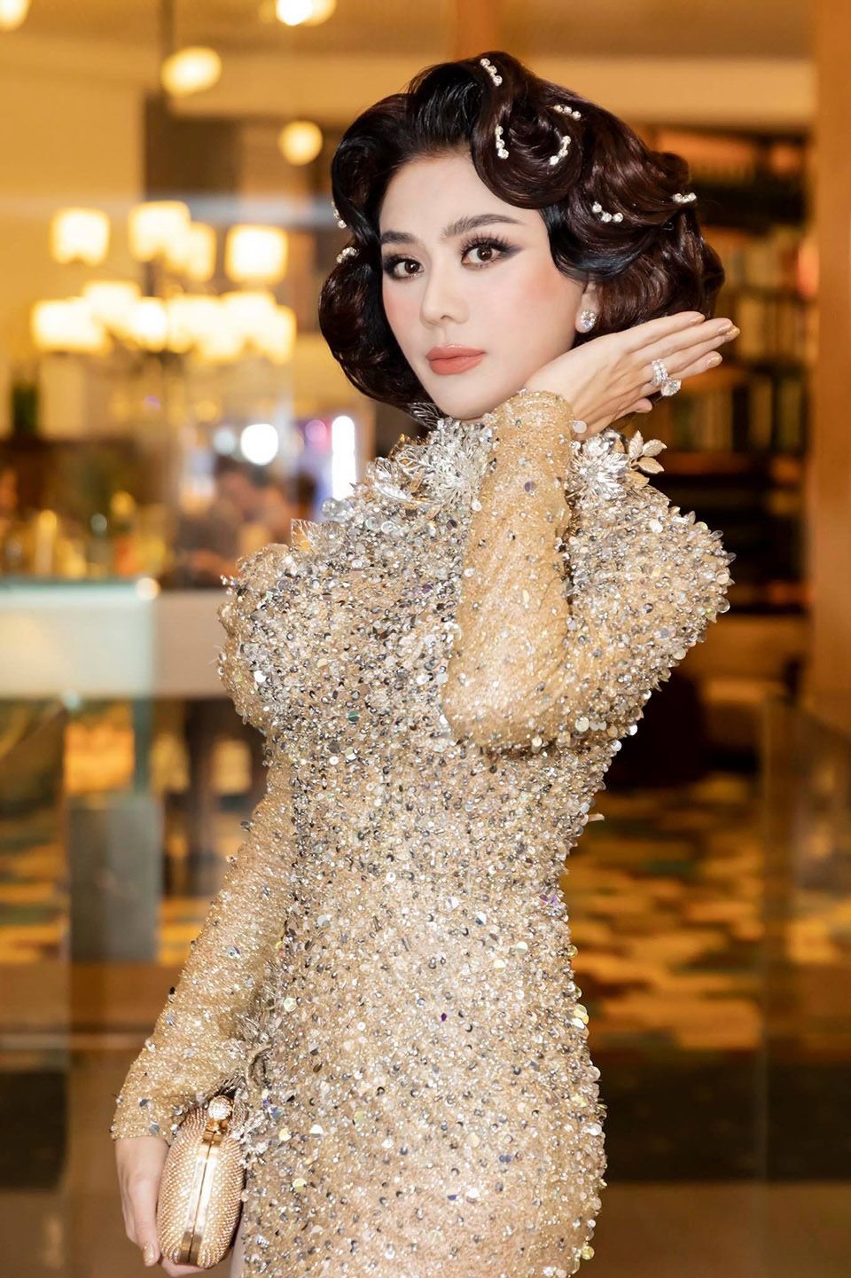 Nữ ca sĩ cho biết chỉ mang kim cương khi đi sự kiện vì sợ đánh rơi
