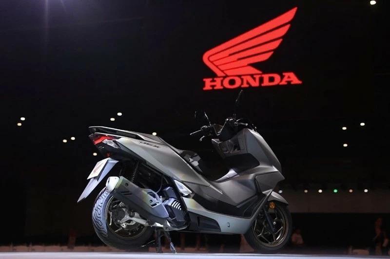 Honda ra mắt