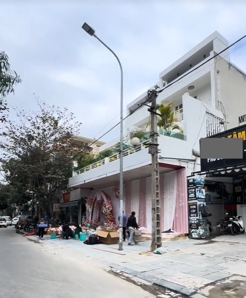Nhà có vị trí ở mặt tiền, thiết kế hiện đại và rộng rãi