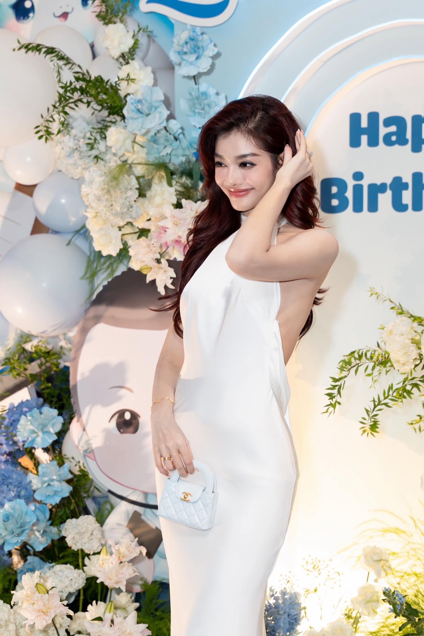 Cô từng vướng tin đồn sinh con trai nhưng không xác nhận