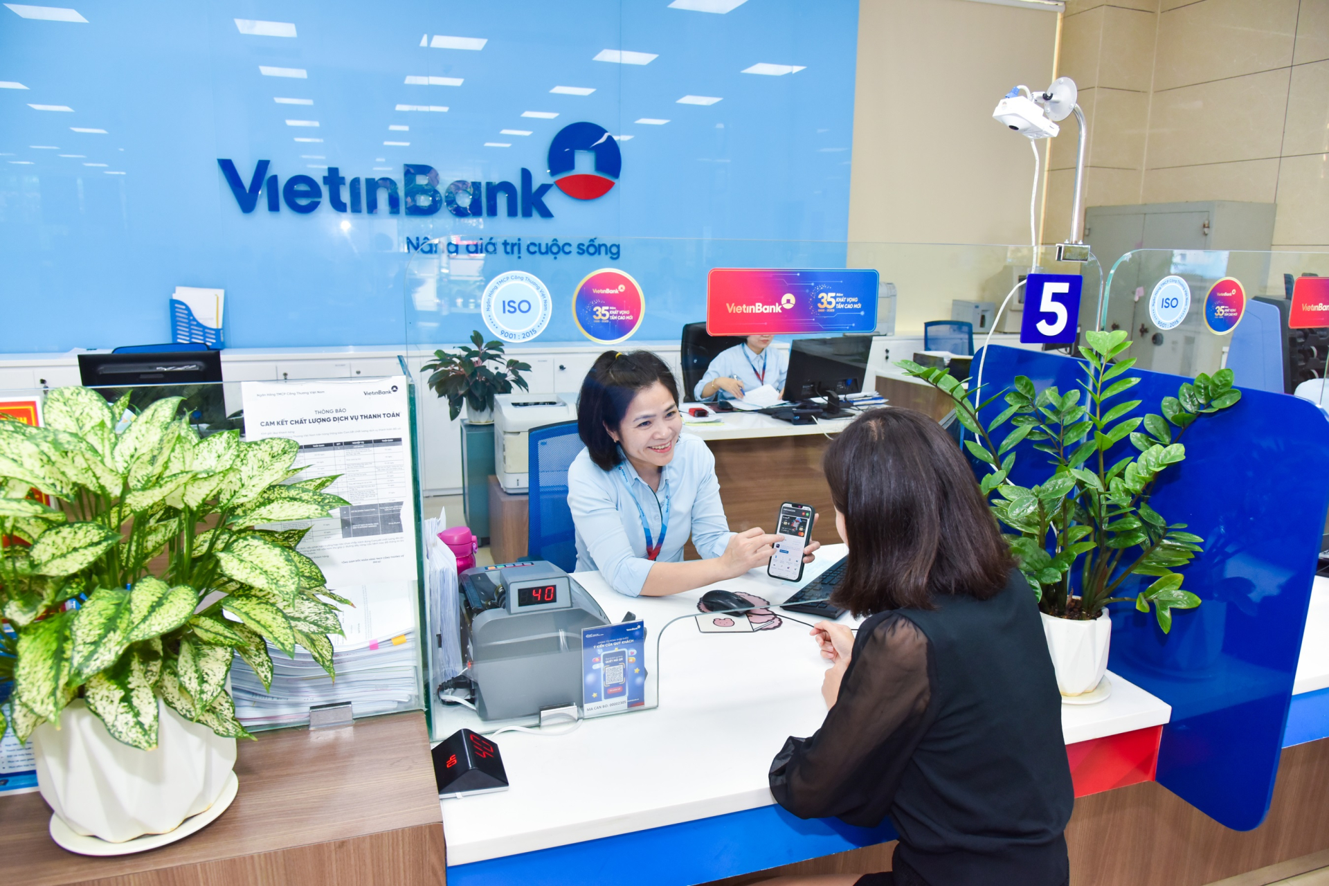 Từ ngày 05/10, VietinBank sẽ phong tỏa tiền trong tài khoản nếu rơi vào trường hợp sau