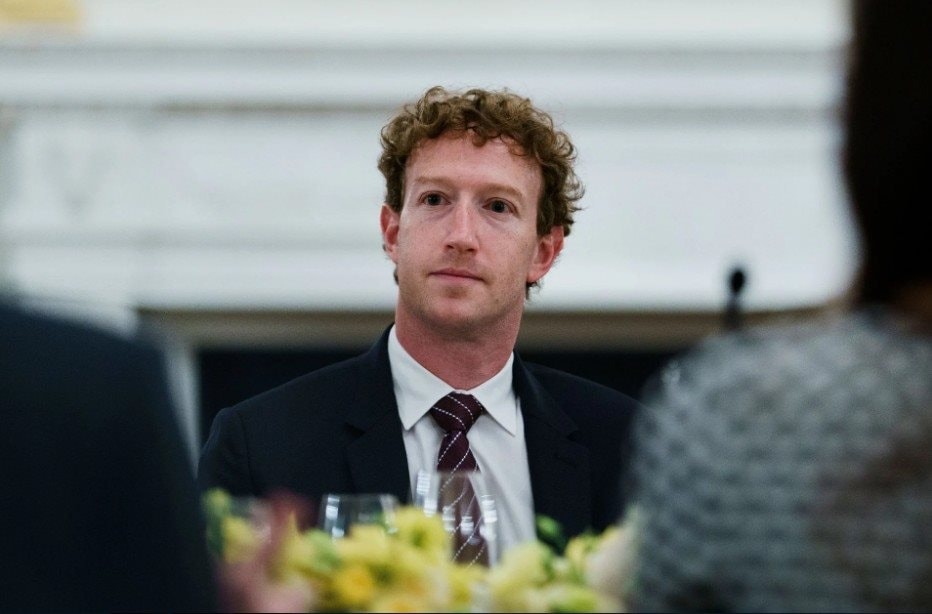 CEO Mark Zuckerberg 