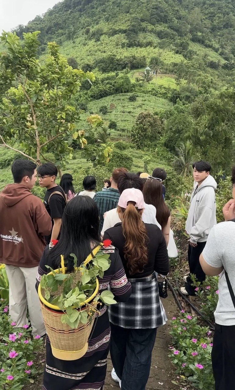 Ảnh: Nhà mình có tiền mà