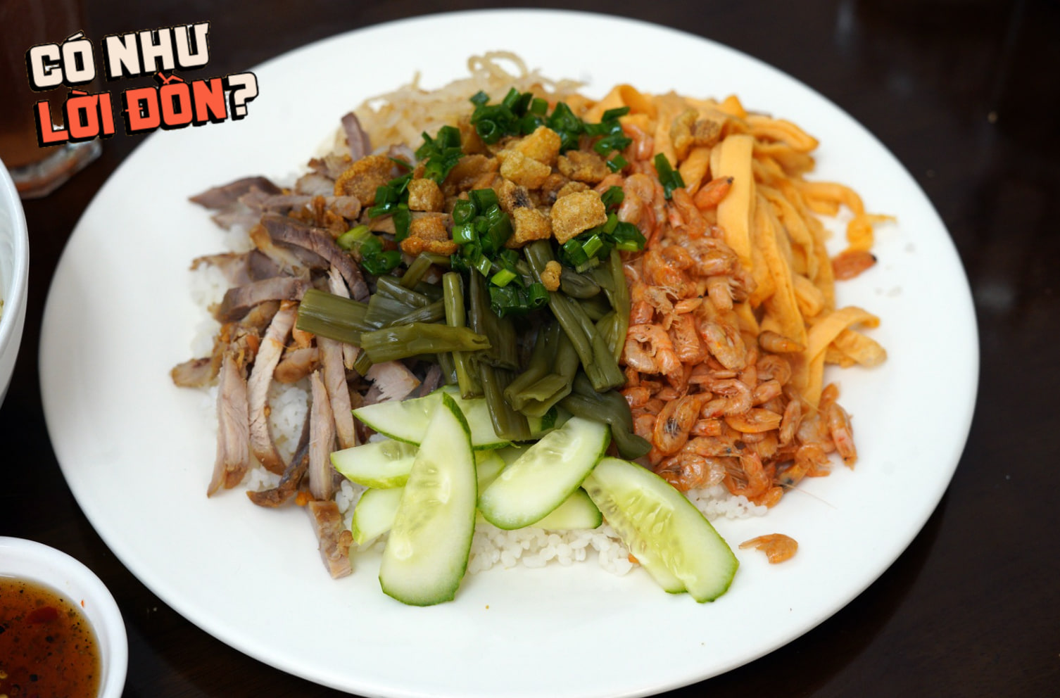 Đĩa cơm tấm không có lấy một miếng sườn nướng, ăn thử mới hiểu vì sao nhiều bạn trẻ ở TP.HCM lần lượt tìm đến