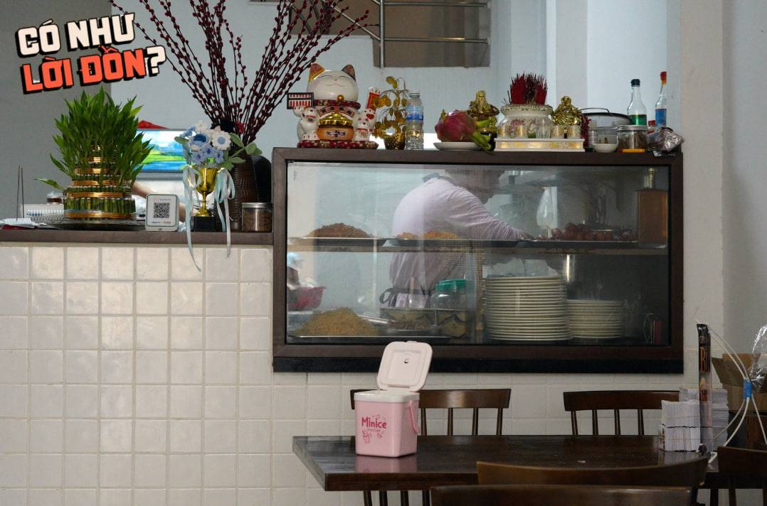 Đĩa cơm tấm không có lấy một miếng sườn nướng, ăn thử mới hiểu vì sao nhiều bạn trẻ ở TP.HCM lần lượt tìm đến