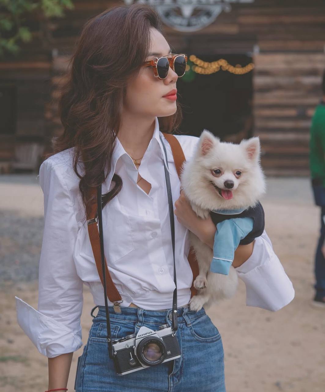 Trâm Anh từng bị soi diện trang phục giống trong ảnh để bí mật du lịch cùng Trương Thế Vinh