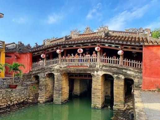 Sáng dạo phố cổ, tối nghe nhạc bên biển, Hội An đang có thêm lý do để du khách ở lại qua đêm