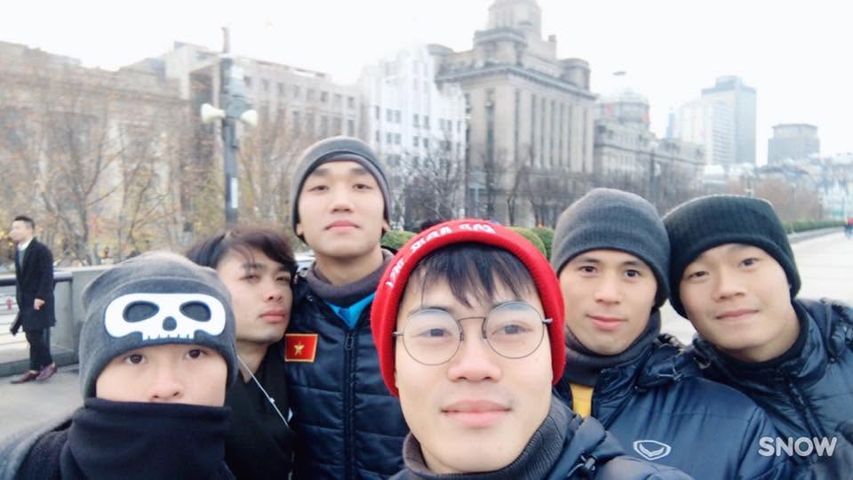 Trọng Đại (thứ 3 từ trái qua) để lại nhiều tiếc nuối cho bóng đá Việt Nam (Ảnh: FBNV)