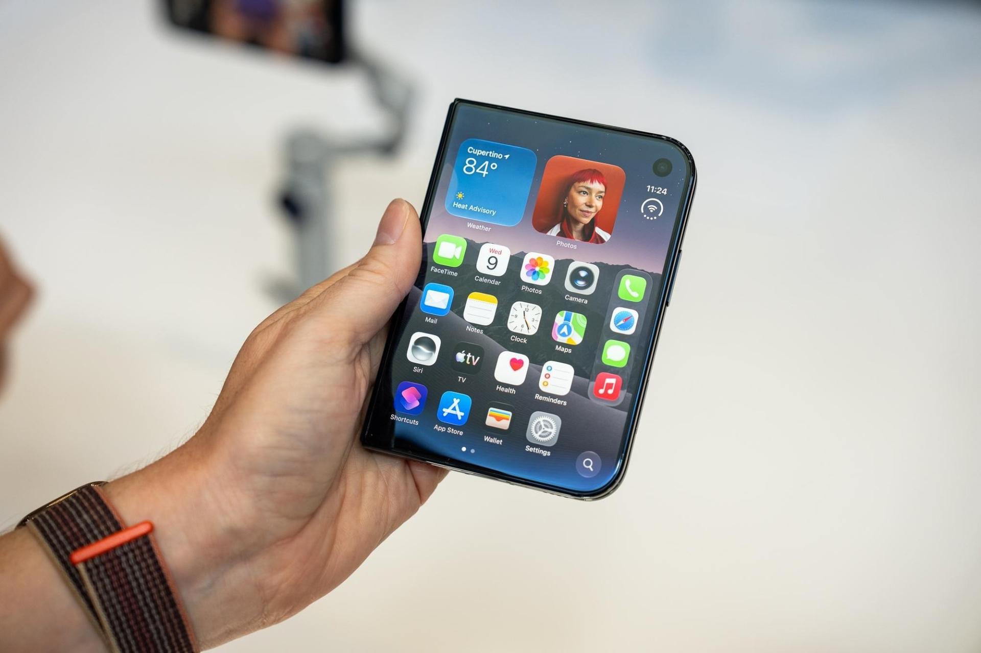 Giá iPhone Duo ở Mỹ rẻ hơn Việt Nam hơn 20 triệu đồng, lý do vì sao?