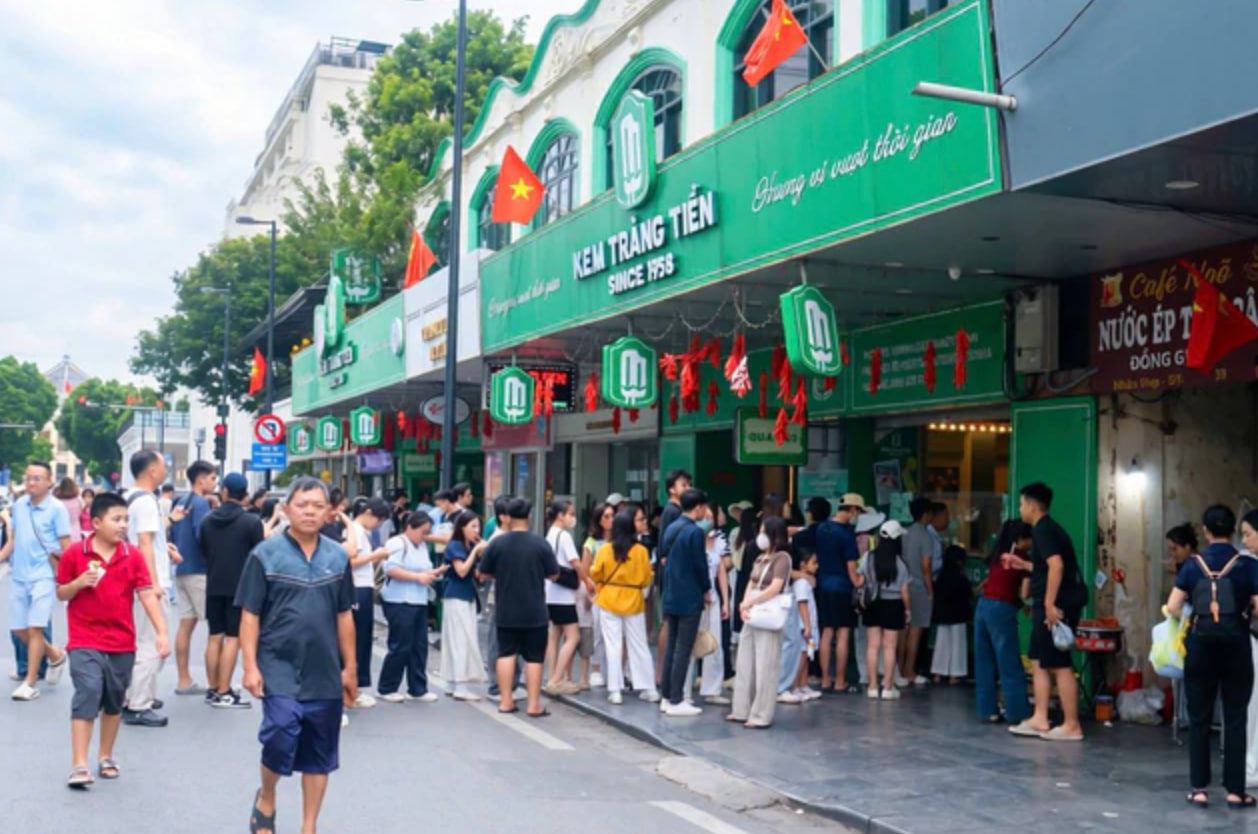 Ngày cuối tiếc nuối ở số 35 Tràng Tiền:
