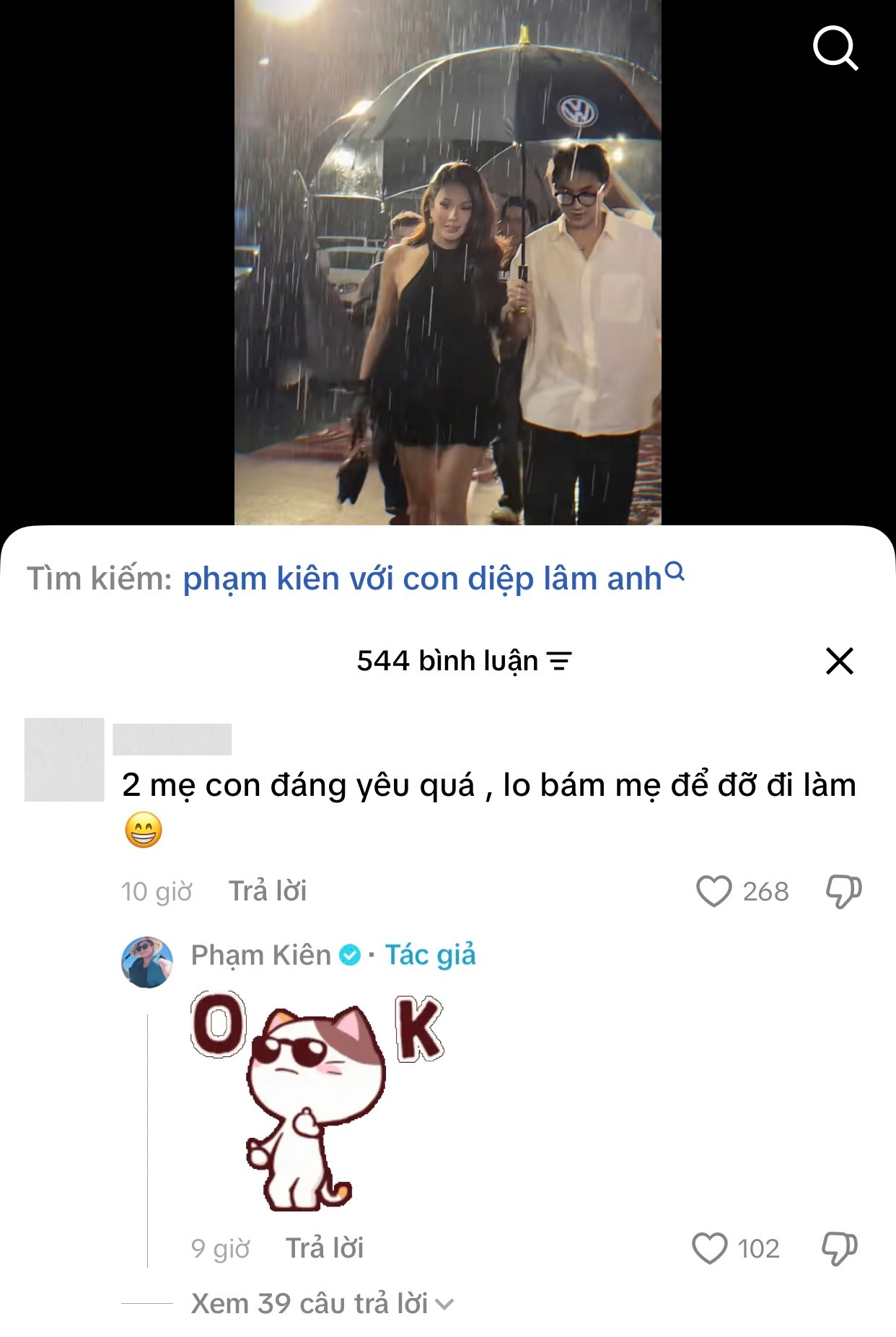 Nam người mẫu dùng sticker để đáp trả những bình luận nói cả hai như mẹ con