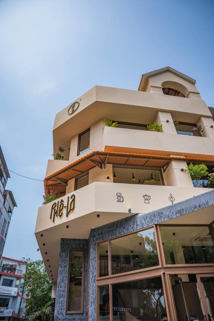 Thử món nước “chảnh” nhất của Phê La: Kiên quyết không giao cho khách ở xa, liệu có ngon như lời đồn?