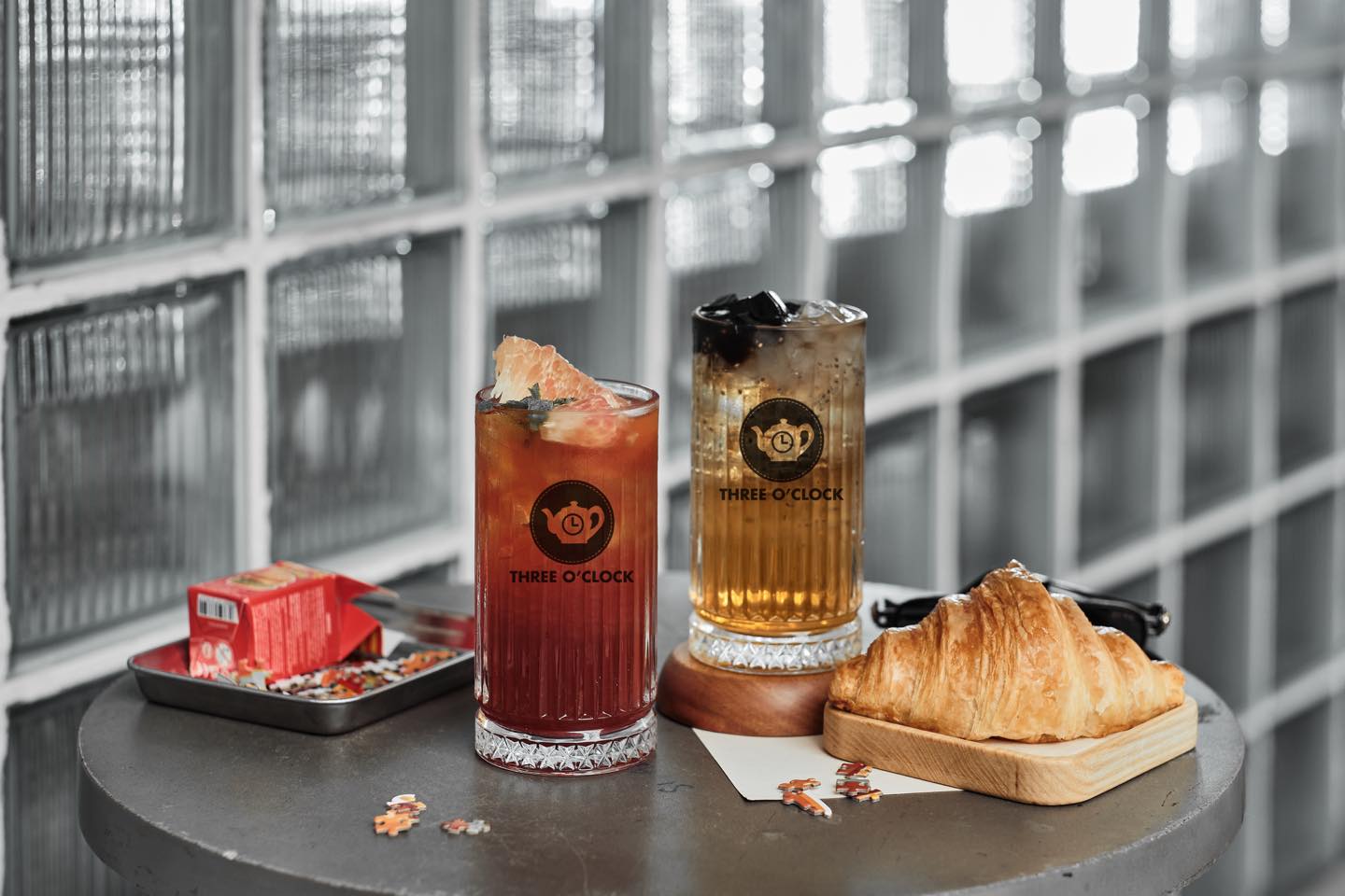 THREE O’CLOCK Hồ Tùng Mậu đóng cửa sau 5 năm: Đông khách, doanh thu tốt vì sao vẫn trả mặt bằng?